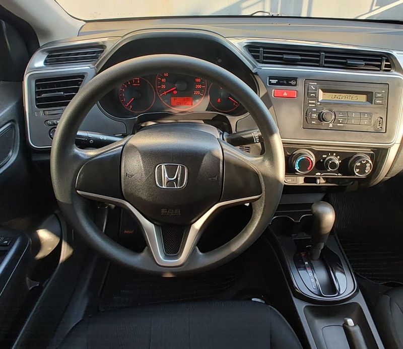 Honda CITY Sedan LX 1.5 16V 2014/2015 RENNER AUTOMÓVEIS LAJEADO / Carros no Vale