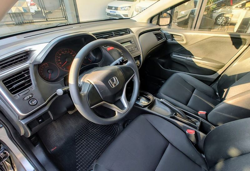 Honda CITY Sedan LX 1.5 16V 2014/2015 RENNER AUTOMÓVEIS LAJEADO / Carros no Vale