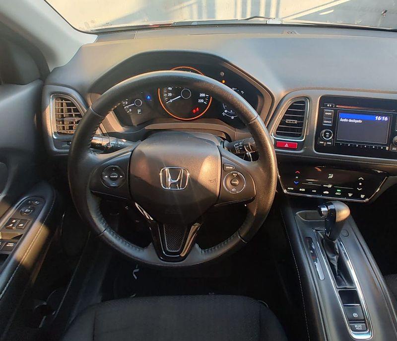 Honda HR-V EX 1.8 Flexone 16V 2017/2017 RENNER AUTOMÓVEIS LAJEADO / Carros no Vale