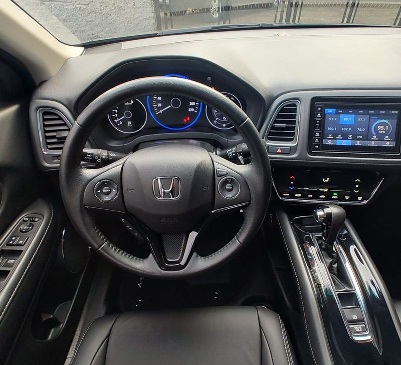 Honda HR-V EXL 1.8 Flexone 16V 2019/2020 RENNER AUTOMÓVEIS LAJEADO / Carros no Vale