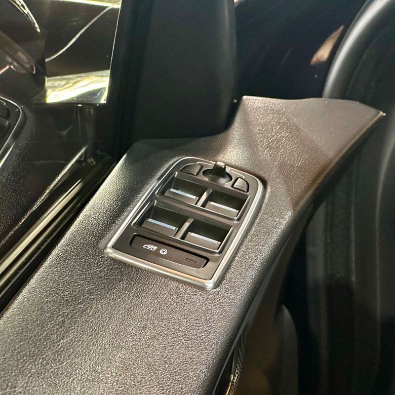 Jaguar Jag Fpace 380cv V6 S 2016/2017 DL MOTORS LAJEADO / Carros no Vale
