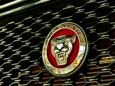 Jaguar Jag Fpace 380cv V6 S 2016/2017 DL MOTORS LAJEADO / Carros no Vale