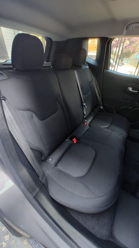 Jeep Renegade1.8 4×2 16V 2021/2021 RENNER AUTOMÓVEIS LAJEADO / Carros no Vale
