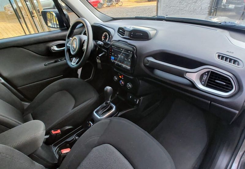 Jeep Renegade1.8 4×2 16V 2021/2021 RENNER AUTOMÓVEIS LAJEADO / Carros no Vale