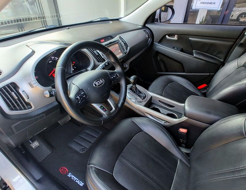 KIA Sportage LX 2.0 16V/ 16V 2015/2016 RENNER AUTOMÓVEIS LAJEADO / Carros no Vale