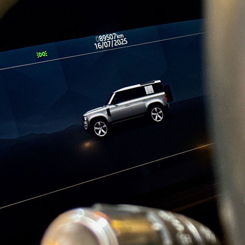 Land Rover Defender 110p Se 7 Lugares 300 Cv 2020/2021 DL MOTORS LAJEADO / Carros no Vale