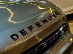 Land Rover Defender 110p Se 7 Lugares 300 Cv 2020/2021 DL MOTORS LAJEADO / Carros no Vale