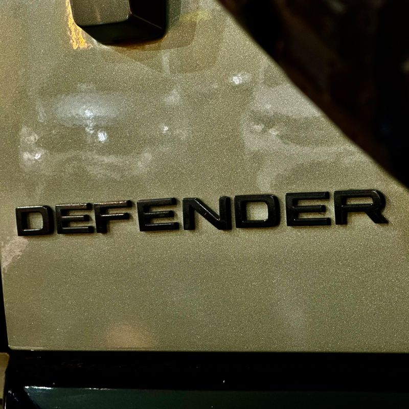 Land Rover Defender110p Se 7l 2020/2020 DL MOTORS LAJEADO / Carros no Vale