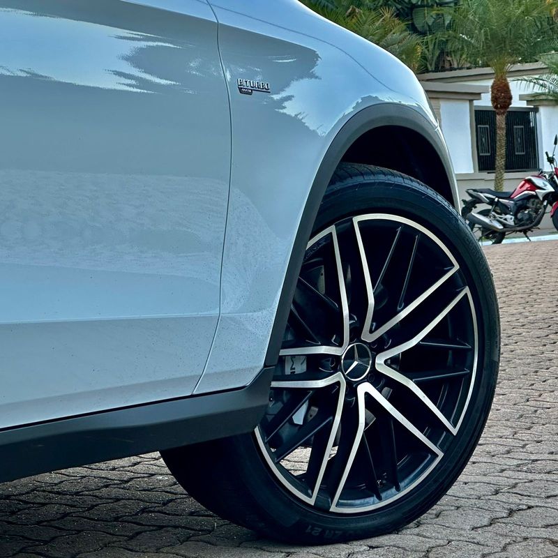Mercedes-benz Amg Glc 43 2020/2020 DL MOTORS LAJEADO / Carros no Vale