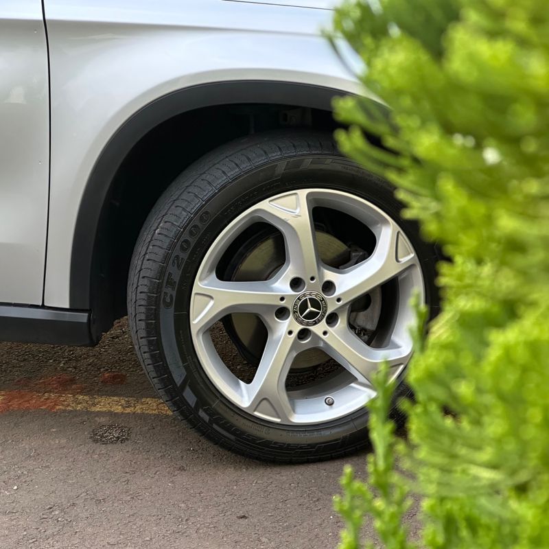 Mercedes-benz Gla 200 1.6 Cgi Vision 16v Turbo 2019/2020 DL MOTORS LAJEADO / Carros no Vale