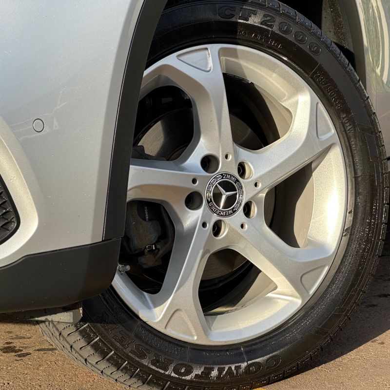 Mercedes-benz Gla 200 1.6 Cgi Vision 16v Turbo 2019/2020 DL MOTORS LAJEADO / Carros no Vale