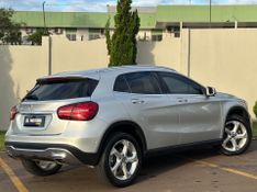 Mercedes-benz Gla 200 1.6 Cgi Vision 16v Turbo 2019/2020 DL MOTORS LAJEADO / Carros no Vale