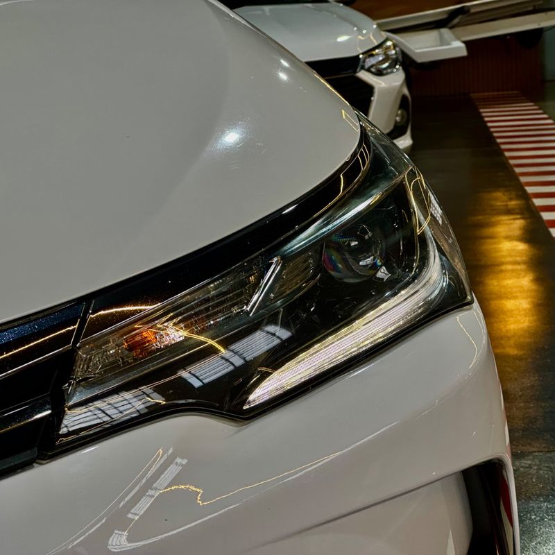Toyota Corolla Xrs 2017/2018 DL MOTORS LAJEADO / Carros no Vale