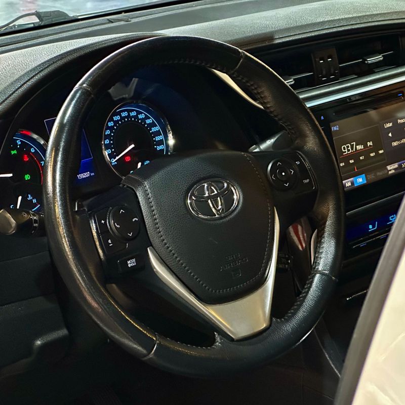 Toyota Corolla Xrs 2017/2018 DL MOTORS LAJEADO / Carros no Vale