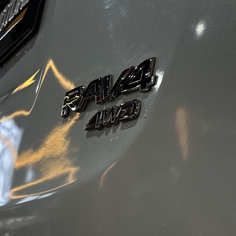 Toyota Rav4 2.0 4×4 16v 2014/2014 DL MOTORS LAJEADO / Carros no Vale