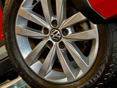 Volkswagen Fox Track Mcv 2017/2018 DL MOTORS LAJEADO / Carros no Vale
