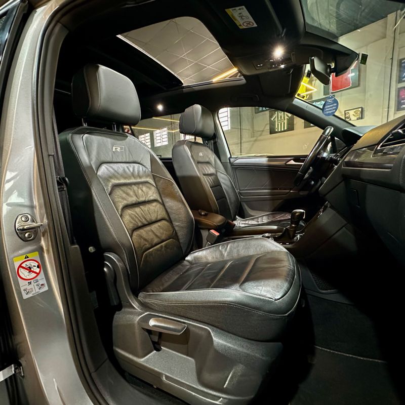 Volkswagen Tiguan Allspace R-line 350 Tsi 2.0 4×4 2019/2019 DL MOTORS LAJEADO / Carros no Vale