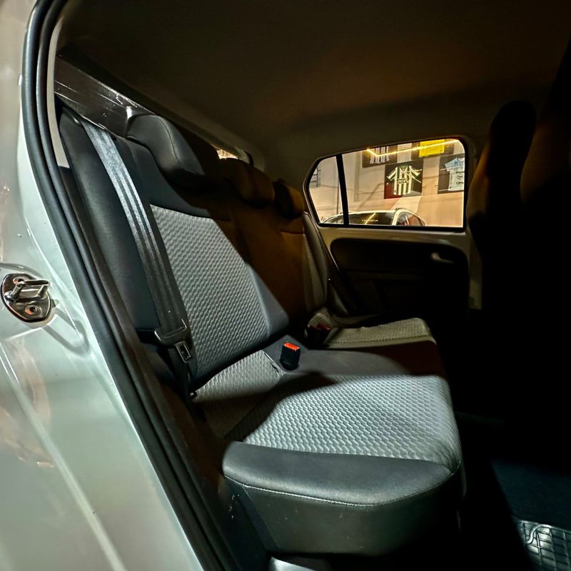 Volkswagen Up Connect Tsi Md 2019/2020 DL MOTORS LAJEADO / Carros no Vale