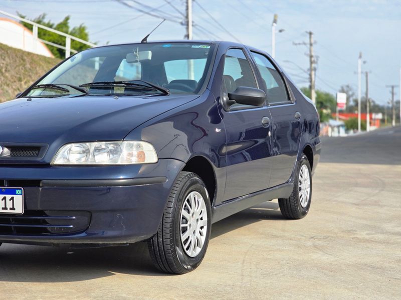 Fiat Siena 1.0/ EX Mpi Fire/ Fire 8v 2004/2005 AUTO NÍVEL VEÍCULOS SANTA CRUZ DO SUL / Carros no Vale