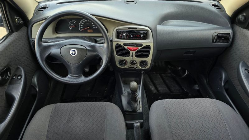 Fiat Siena 1.0/ EX Mpi Fire/ Fire 8v 2004/2005 AUTO NÍVEL VEÍCULOS SANTA CRUZ DO SUL / Carros no Vale