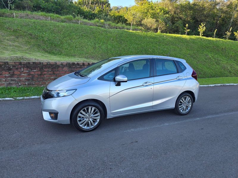 Honda Fit EX/S 1.5 /one 16V 2014/2015 AUTO NÍVEL VEÍCULOS SANTA CRUZ DO SUL / Carros no Vale