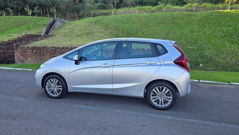 Honda Fit EX/S 1.5 /one 16V 2014/2015 AUTO NÍVEL VEÍCULOS SANTA CRUZ DO SUL / Carros no Vale