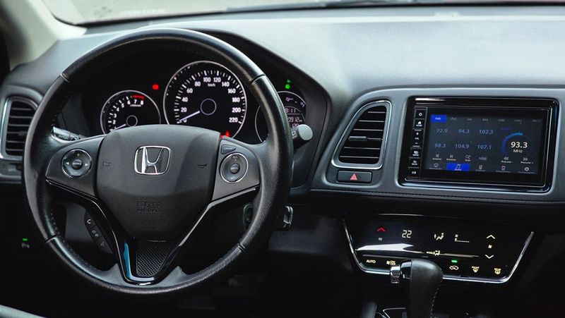 Honda HR-V EXL 1.8 Flexone 16V 2019/2020 AUTO NÍVEL VEÍCULOS SANTA CRUZ DO SUL / Carros no Vale