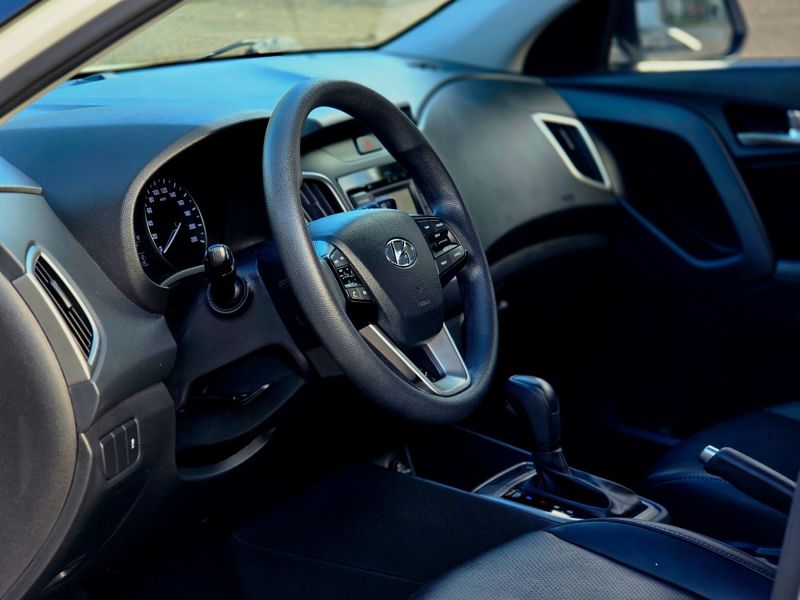 Hyundai Creta Smart 1.6 16V 2019/2020 AUTO NÍVEL VEÍCULOS SANTA CRUZ DO SUL / Carros no Vale