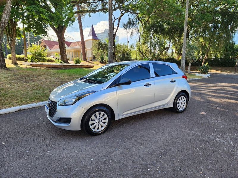 Hyundai HB20 Unique 1.0 12V Mec. 2019/2019 AUTO NÍVEL VEÍCULOS SANTA CRUZ DO SUL / Carros no Vale