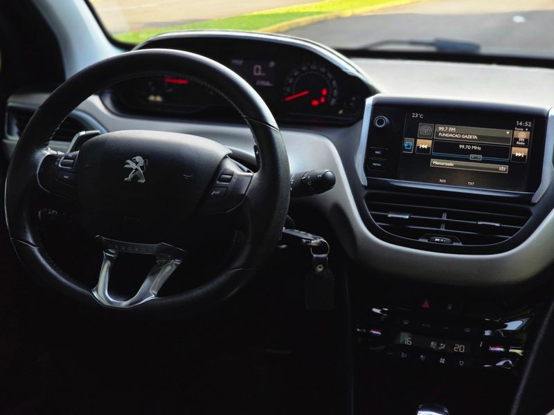 Peugeot 2008 Allure 1.6 16V 2016/2016 AUTO NÍVEL VEÍCULOS SANTA CRUZ DO SUL / Carros no Vale