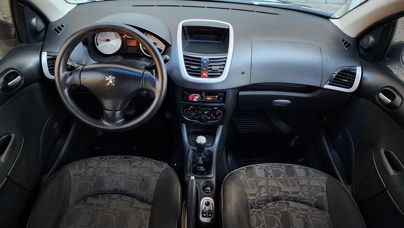 Peugeot 207 SW XR Sport 1.4 8V 2010/2011 AUTO NÍVEL VEÍCULOS SANTA CRUZ DO SUL / Carros no Vale