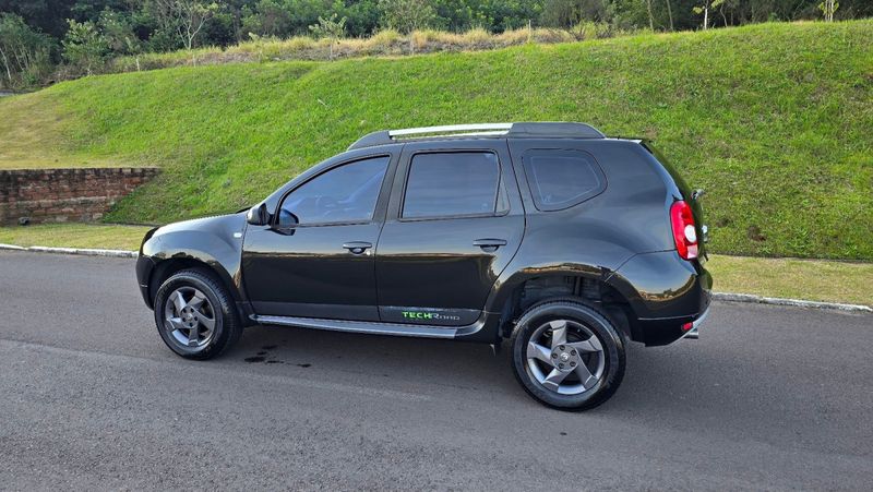 Renault DUSTER TECHROAD 2.0 Hi 16V 2013/2013 AUTO NÍVEL VEÍCULOS SANTA CRUZ DO SUL / Carros no Vale