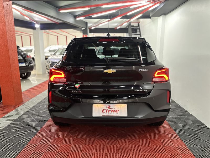 CHEVROLET ONIX HATCH PREM 1.0 12V TB 2020/2021 CIRNE AUTOMÓVEIS SANTA MARIA / Carros no Vale