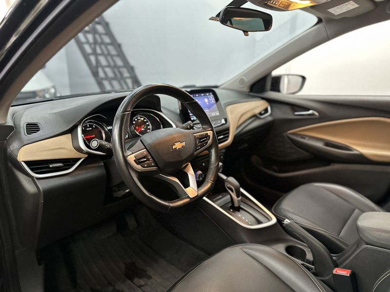 CHEVROLET ONIX HATCH PREM 1.0 12V TB 2020/2021 CIRNE AUTOMÓVEIS SANTA MARIA / Carros no Vale