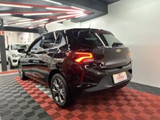 CHEVROLET ONIX HATCH PREM 1.0 12V TB 2020/2021 CIRNE AUTOMÓVEIS SANTA MARIA / Carros no Vale
