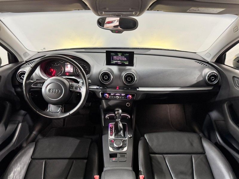 AUDI A3 1.8 TFSI SEDAN AMBITION 16V 180CV S TRONIC 2015/2015 SUL SERRA MOTORS CAXIAS DO SUL / Carros no Vale