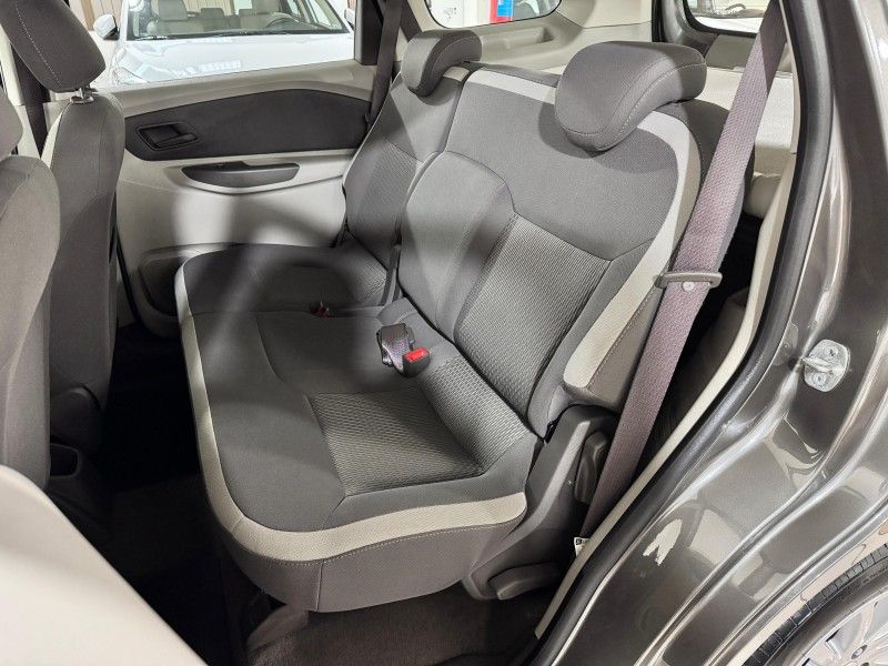 CHEVROLET SPIN 1.8 LT 8V 2014/2015 SUL SERRA MOTORS CAXIAS DO SUL / Carros no Vale