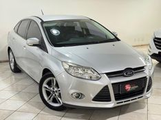 FORD FOCUS 2.0 SE SEDAN 16V 2013/2014 SUL SERRA MOTORS CAXIAS DO SUL / Carros no Vale