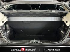 FIAT MOBI 1.0 TREKKING 8V 2023/2024 GARCEZ VEÍCULOS BENTO GONÇALVES / Carros no Vale