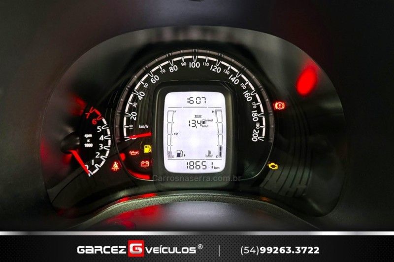 FIAT MOBI 1.0 TREKKING 8V 2023/2024 GARCEZ VEÍCULOS BENTO GONÇALVES / Carros no Vale