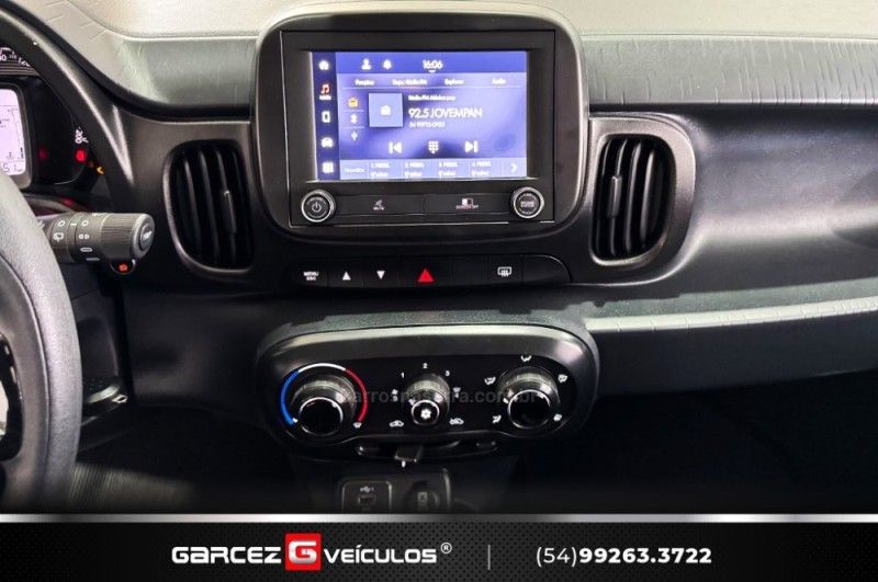 FIAT MOBI 1.0 TREKKING 8V 2023/2024 GARCEZ VEÍCULOS BENTO GONÇALVES / Carros no Vale