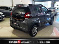 FIAT MOBI 1.0 TREKKING 8V 2023/2024 GARCEZ VEÍCULOS BENTO GONÇALVES / Carros no Vale