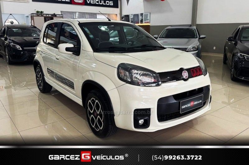 FIAT UNO 1.4 EVO SPORTING 8V AUTOMATIZADO 2014/2015 GARCEZ VEÍCULOS BENTO GONÇALVES / Carros no Vale