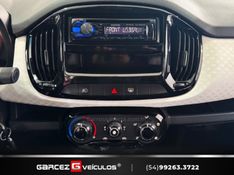 FIAT UNO 1.4 EVO SPORTING 8V AUTOMATIZADO 2014/2015 GARCEZ VEÍCULOS BENTO GONÇALVES / Carros no Vale