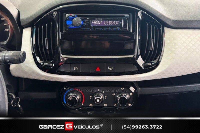 FIAT UNO 1.4 EVO SPORTING 8V AUTOMATIZADO 2014/2015 GARCEZ VEÍCULOS BENTO GONÇALVES / Carros no Vale