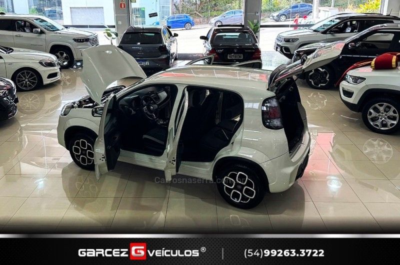 FIAT UNO 1.4 EVO SPORTING 8V AUTOMATIZADO 2014/2015 GARCEZ VEÍCULOS BENTO GONÇALVES / Carros no Vale