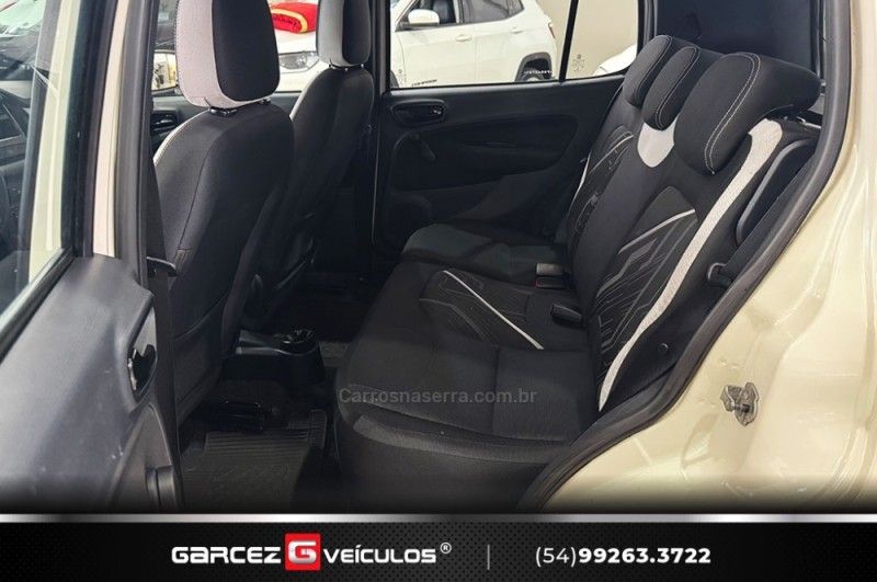 FIAT UNO 1.4 EVO SPORTING 8V AUTOMATIZADO 2014/2015 GARCEZ VEÍCULOS BENTO GONÇALVES / Carros no Vale