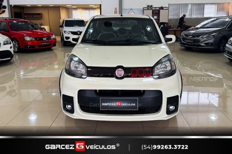 FIAT UNO 1.4 EVO SPORTING 8V AUTOMATIZADO 2014/2015 GARCEZ VEÍCULOS BENTO GONÇALVES / Carros no Vale