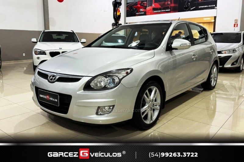 HYUNDAI I30 2.0 MPI 16V 2010/2011 GARCEZ VEÍCULOS BENTO GONÇALVES / Carros no Vale