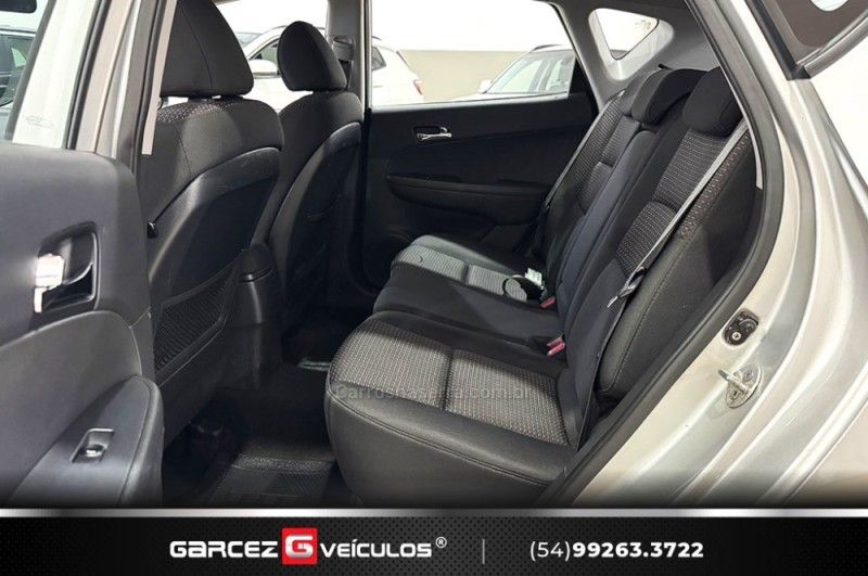 HYUNDAI I30 2.0 MPI 16V 2010/2011 GARCEZ VEÍCULOS BENTO GONÇALVES / Carros no Vale